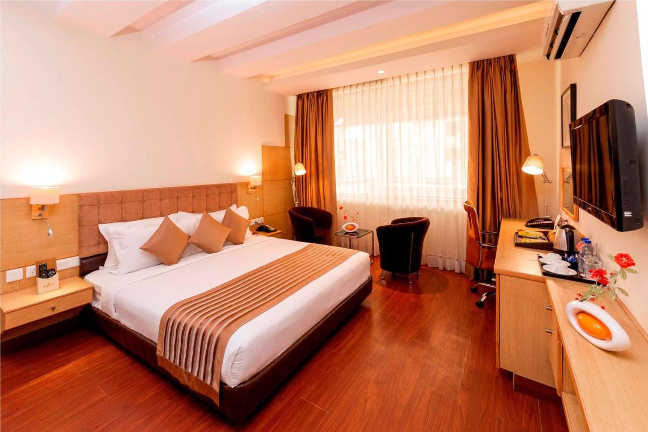 Ramada Neemrana Otel Dış mekan fotoğraf