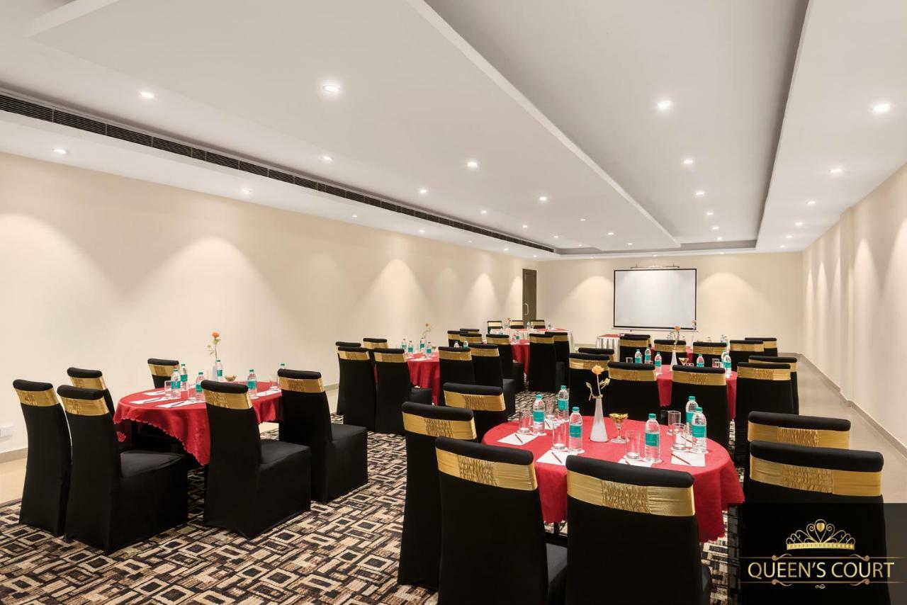 Ramada Neemrana Otel Dış mekan fotoğraf